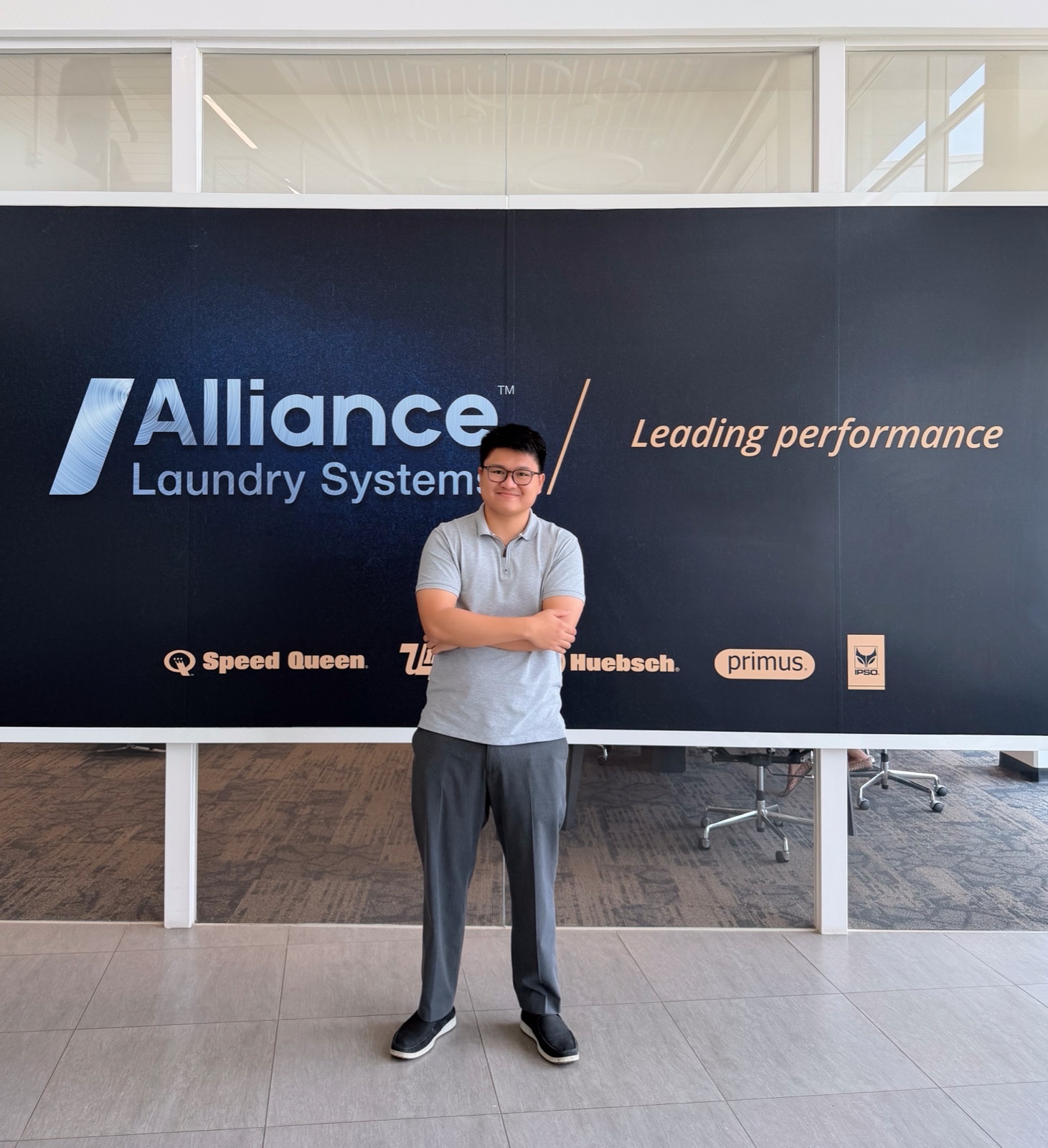 Đông tại đối tác giặt Alliance Laundry Systems